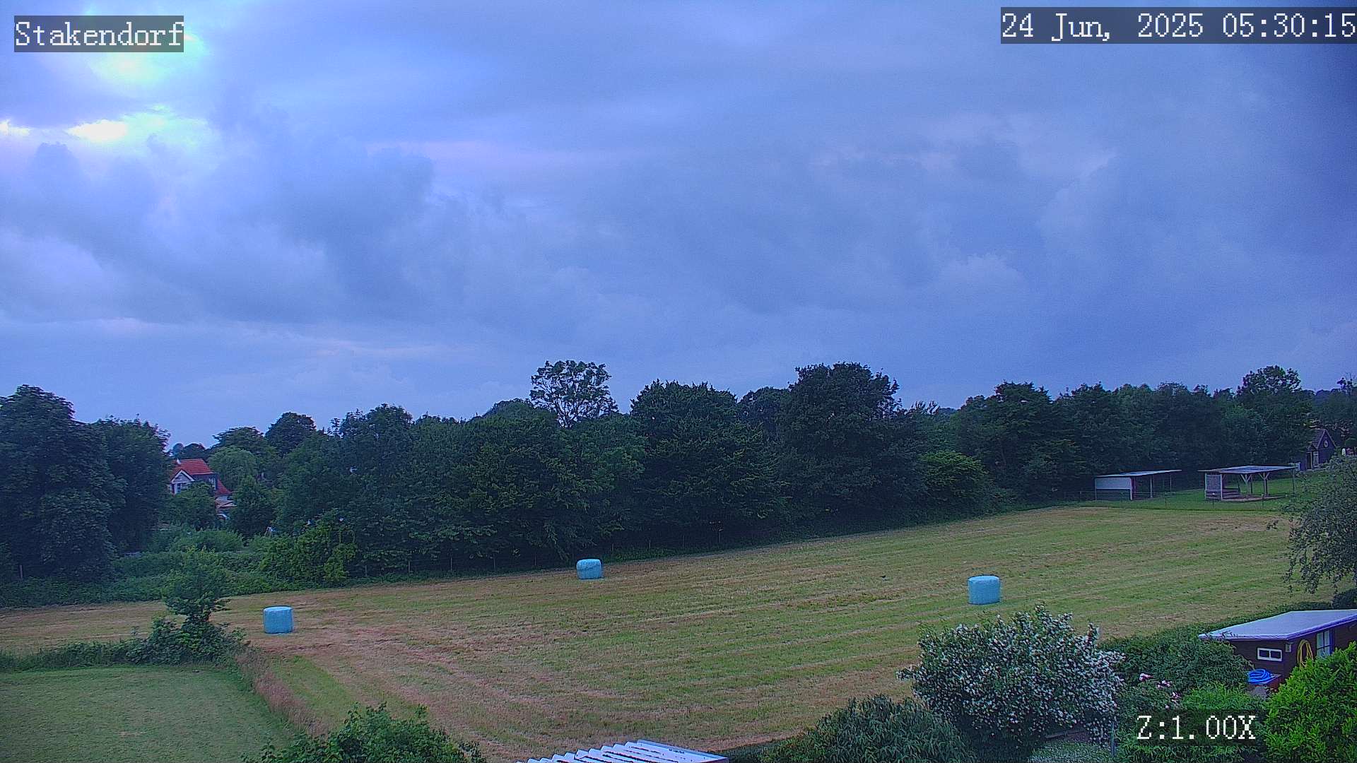 webcam/Webcam_Dach-20250624-0530.jpg